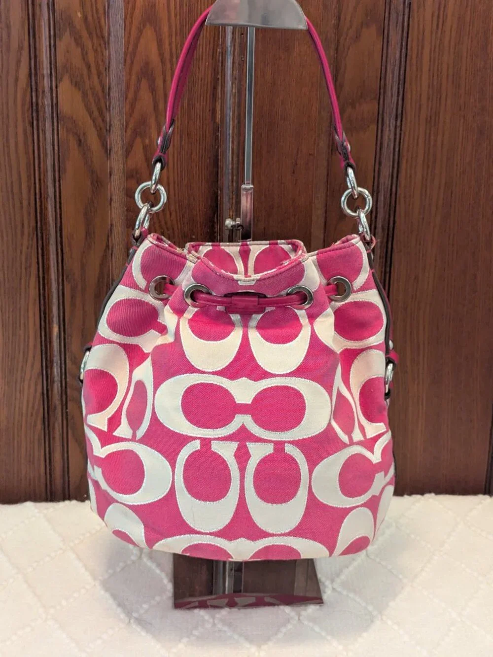 Coach Poppy Bucket Bag Medium Pink, Cream & Silver Good Drawstring